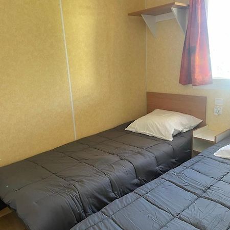 Mobil-Home Au Bord De L'Eau Feins Buitenkant foto