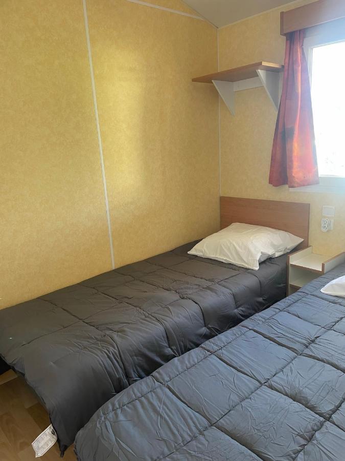 Mobil-Home Au Bord De L'Eau Feins Buitenkant foto