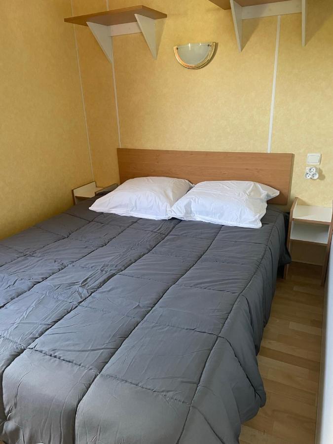 Mobil-Home Au Bord De L'Eau Feins Buitenkant foto