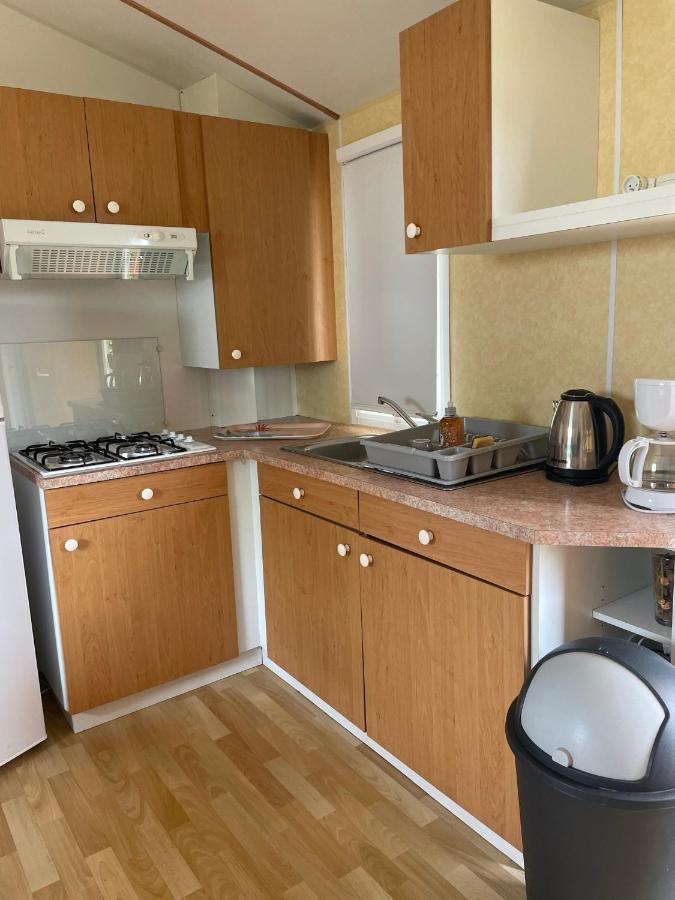 Mobil-Home Au Bord De L'Eau Feins Buitenkant foto